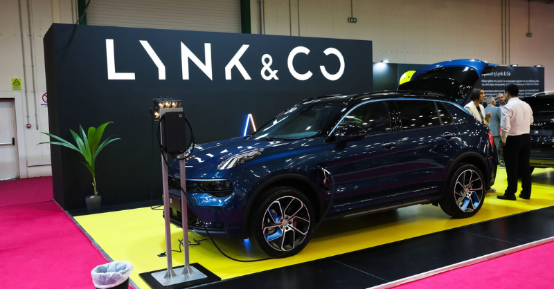 Lynk-and-co 01 με leasing